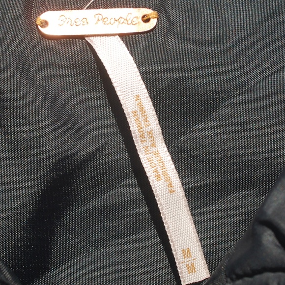 Free People | Black Vest Sweater Knit Sides - M - Picture 4 of 7